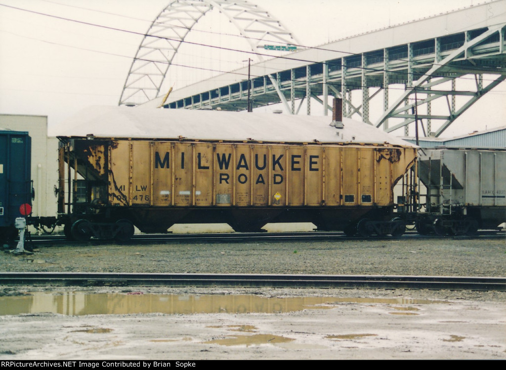 MILW 100476